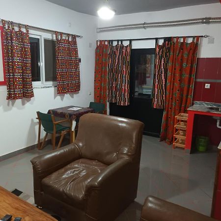 Hotel Badinca Alojamento Low Cost In Bissau Avenida Francisco Mendes Dış mekan fotoğraf