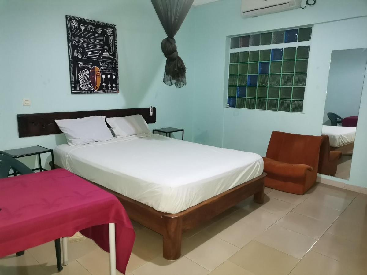 Hotel Badinca Alojamento Low Cost In Bissau Avenida Francisco Mendes Dış mekan fotoğraf