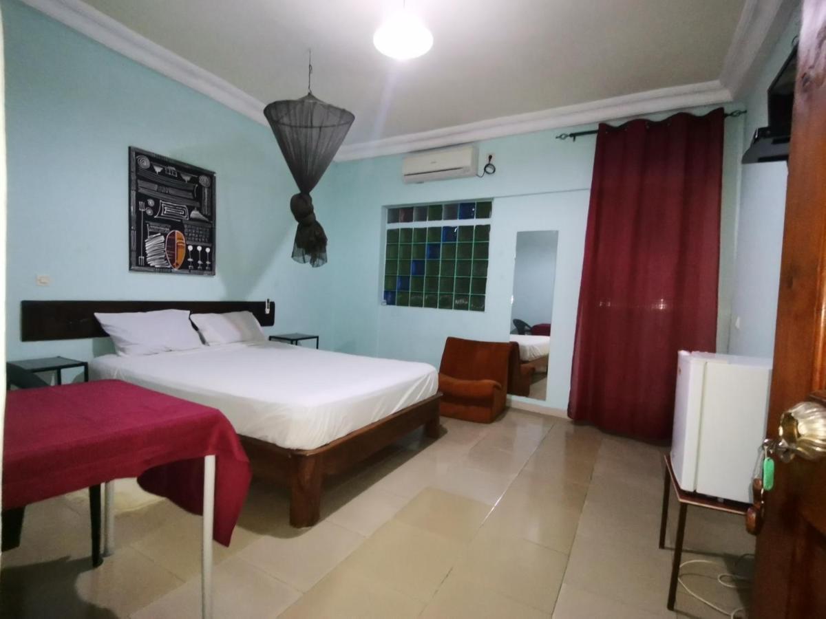 Hotel Badinca Alojamento Low Cost In Bissau Avenida Francisco Mendes Dış mekan fotoğraf