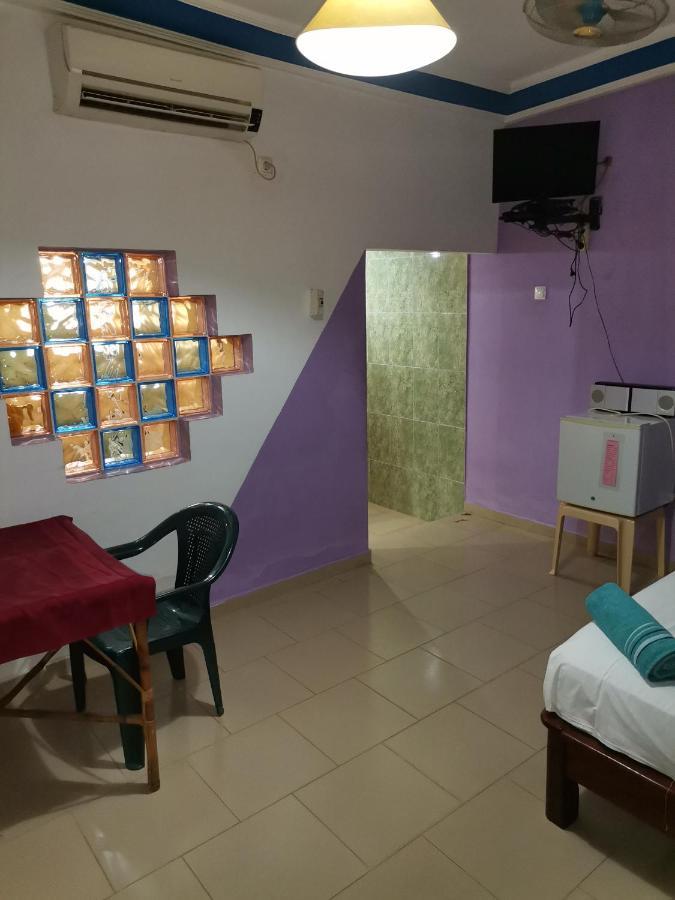 Hotel Badinca Alojamento Low Cost In Bissau Avenida Francisco Mendes Dış mekan fotoğraf