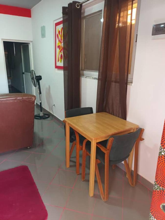 Hotel Badinca Alojamento Low Cost In Bissau Avenida Francisco Mendes Dış mekan fotoğraf