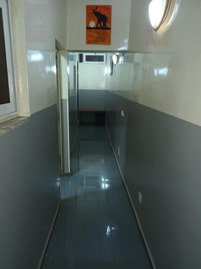 Hotel Badinca Alojamento Low Cost In Bissau Avenida Francisco Mendes Dış mekan fotoğraf