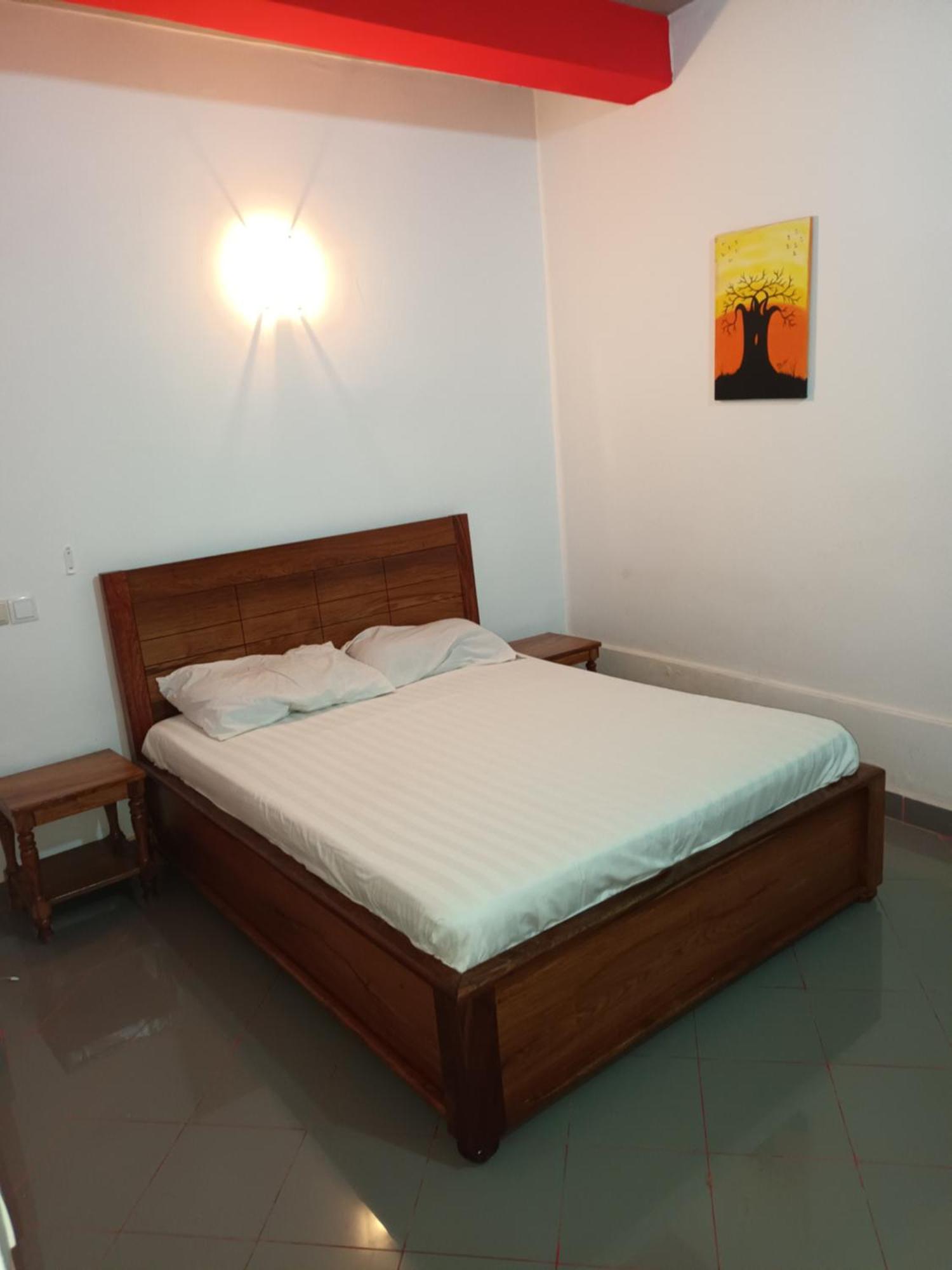 Hotel Badinca Alojamento Low Cost In Bissau Avenida Francisco Mendes Dış mekan fotoğraf
